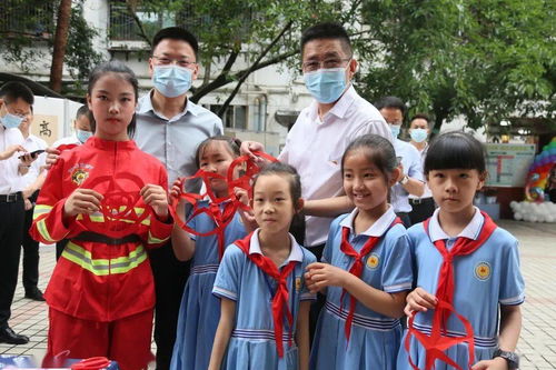 新澳门现场开奖直播视频下载|探索城市新风尚与秘密角落_特别版.2.22