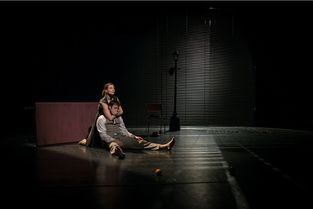 (无限引力mv)探索无限引力舞蹈的奥秘：如何用身体与灵魂演绎宇宙的奇迹